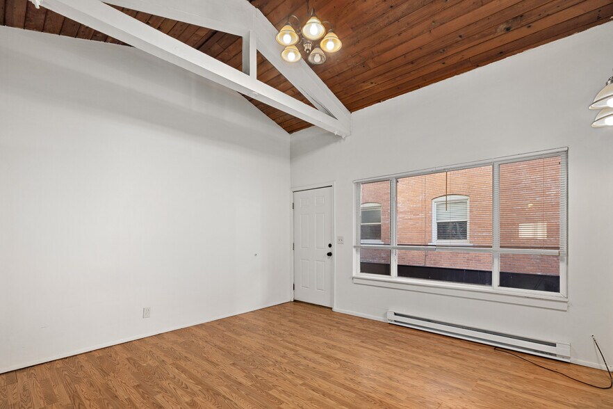 1718 Summit Ave, Seattle, WA à vendre - Photo de l’immeuble – Image 3 sur 12