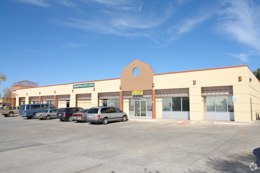 566 N Telshor Blvd, Las Cruces, NM à vendre - Photo principale – Image 2 sur 4
