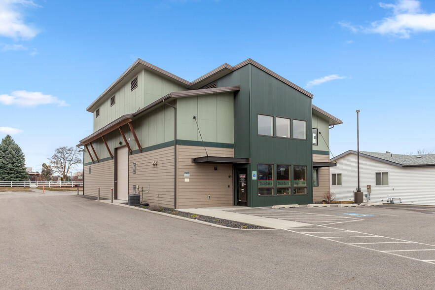 9151 N Hess St, Hayden, ID à vendre - Photo de l’immeuble – Image 2 sur 6