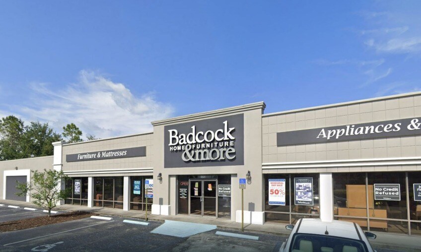 1700-1750 N Tamiami Trl, North Fort Myers, FL à louer - Photo de l’immeuble – Image 2 sur 8