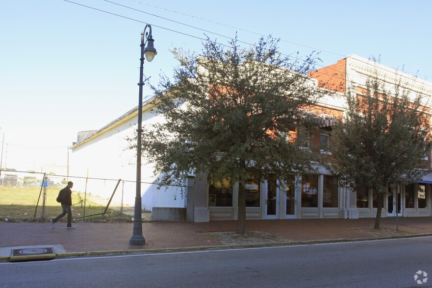 125 Martin Luther King Jr Blvd, Savannah, GA à vendre - Photo de l’immeuble – Image 1 sur 3