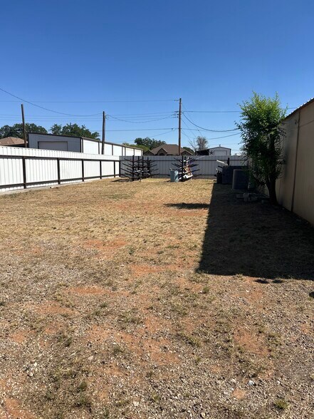 501 E Broadway St, Andrews, TX à vendre - Photo de l’immeuble – Image 2 sur 10