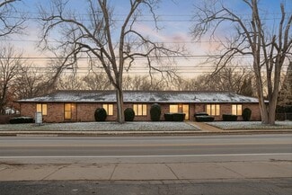 Plus de détails pour 2501 Plainfield Ave NE, Grand Rapids, MI - Bureau/Médical à louer