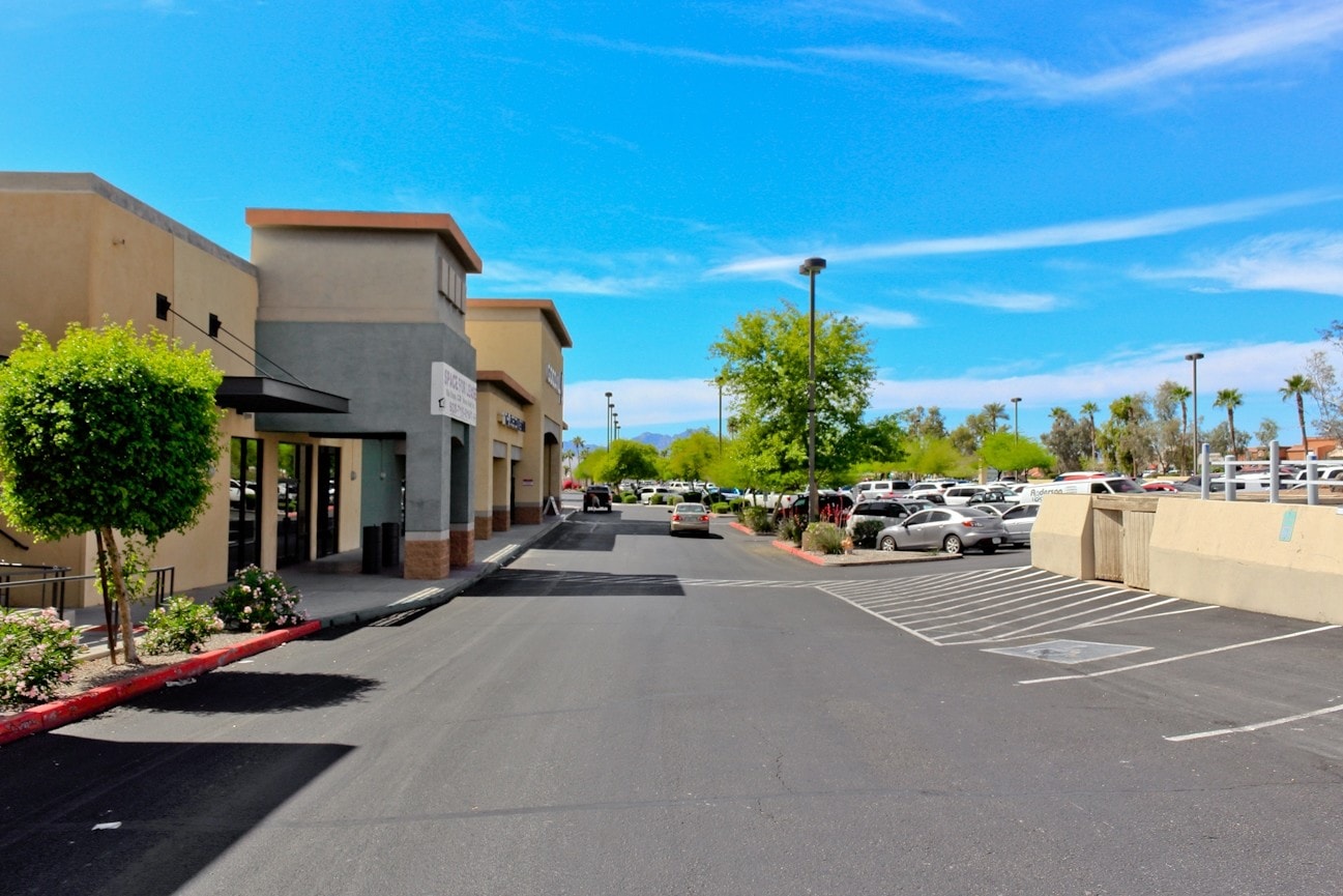 1990 McCulloch Blvd N, Lake Havasu City, AZ à louer Photo de l’immeuble– Image 1 sur 10