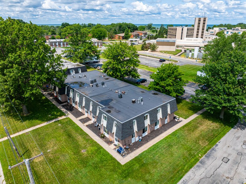 5510 Beavercrest Dr, Lorain, OH à vendre - Photo de l’immeuble – Image 3 sur 15