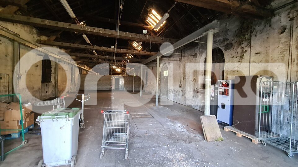 Industriel/Logistique dans Montvicq à louer - Photo de l’immeuble – Image 3 sur 6