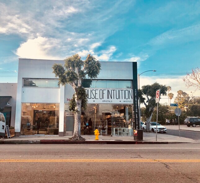 7449-7451 Melrose Ave, Los Angeles, CA à louer - Photo de l’immeuble – Image 2 sur 6