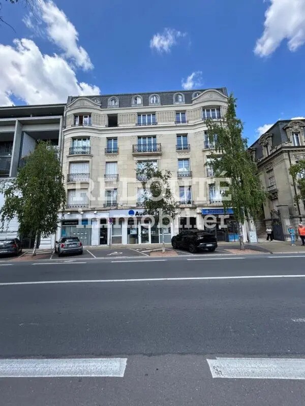 Plus de détails pour Local commercial à louer