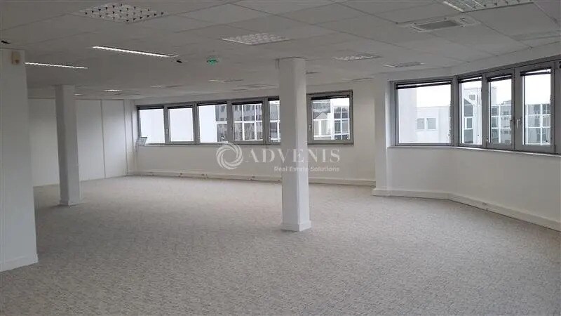 Bureau dans Noisiel à louer - Photo de l’immeuble – Image 3 sur 5