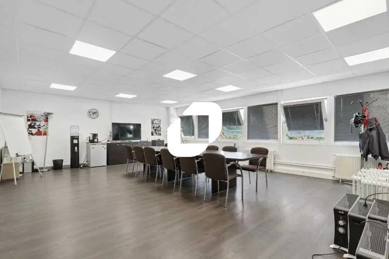 Industriel/Logistique dans Le Blanc-Mesnil à louer Photo intérieure– Image 1 sur 17