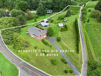 Plus de détails pour 5 Noland Downs Rd, Waynesville, NC - Bureau à vendre