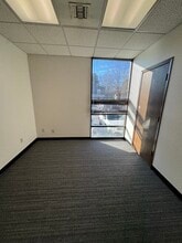 1933-1955 Jadwin Ave, Richland, WA à louer Photo intérieure– Image 2 sur 14