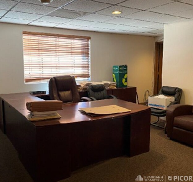 4501 E Grant Rd, Tucson, AZ à louer - Photo de l’immeuble – Image 2 sur 5