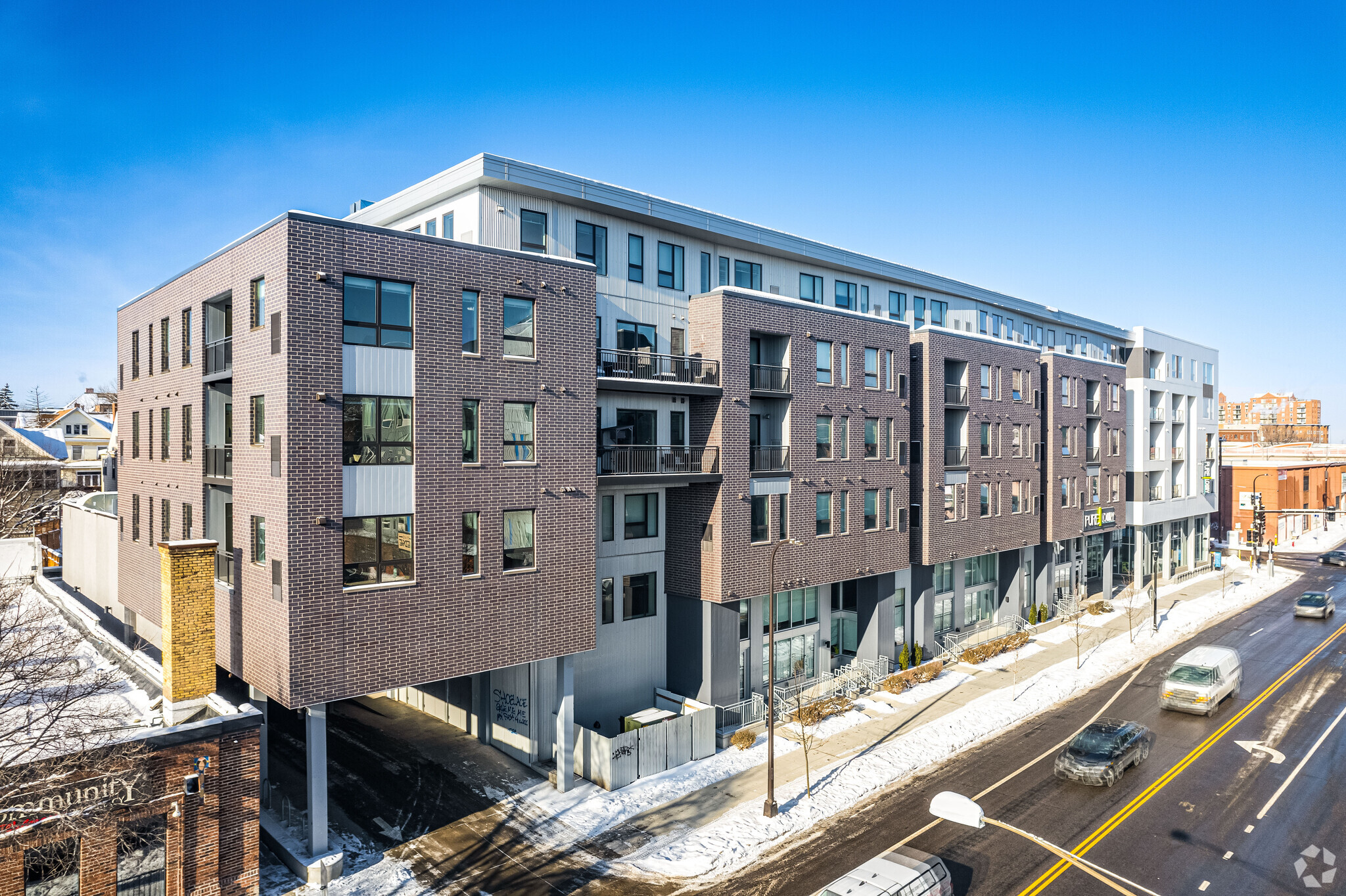 2000 Lyndale Ave, Minneapolis, MN à louer Photo de l’immeuble– Image 1 sur 5