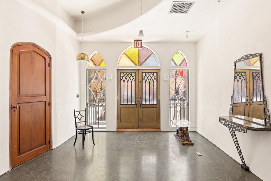 84 Rogers Ave, Brooklyn, NY à vendre - Photo de l’immeuble – Image 3 sur 19