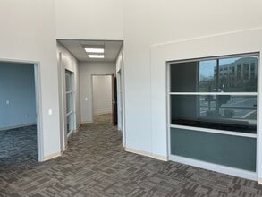 2228-2240 Ball Dr, Saint Louis, MO à louer Photo intérieure– Image 2 sur 4