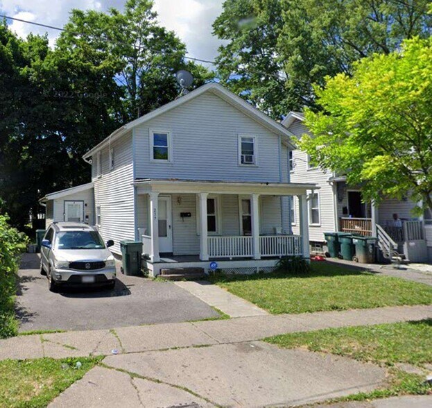 237 Troup St, Rochester, NY à vendre - Photo principale – Image 1 sur 1