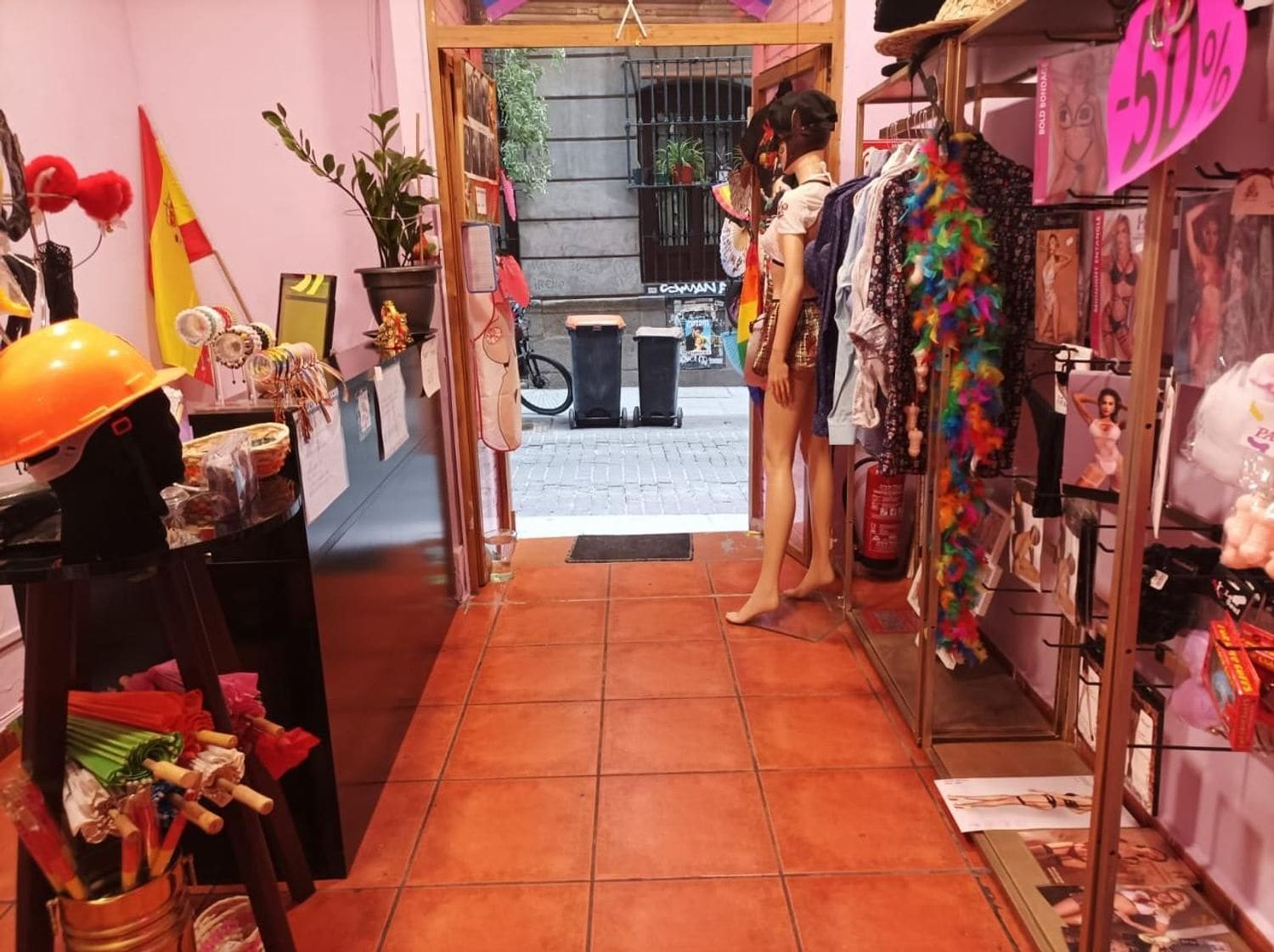 Local commercial dans Madrid, Madrid à louer Photo intérieure– Image 1 sur 8