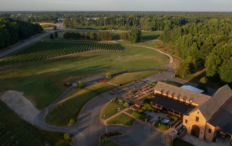 8400 Old Church Rd, New Kent, VA à vendre - Aérien – Image 2 sur 34