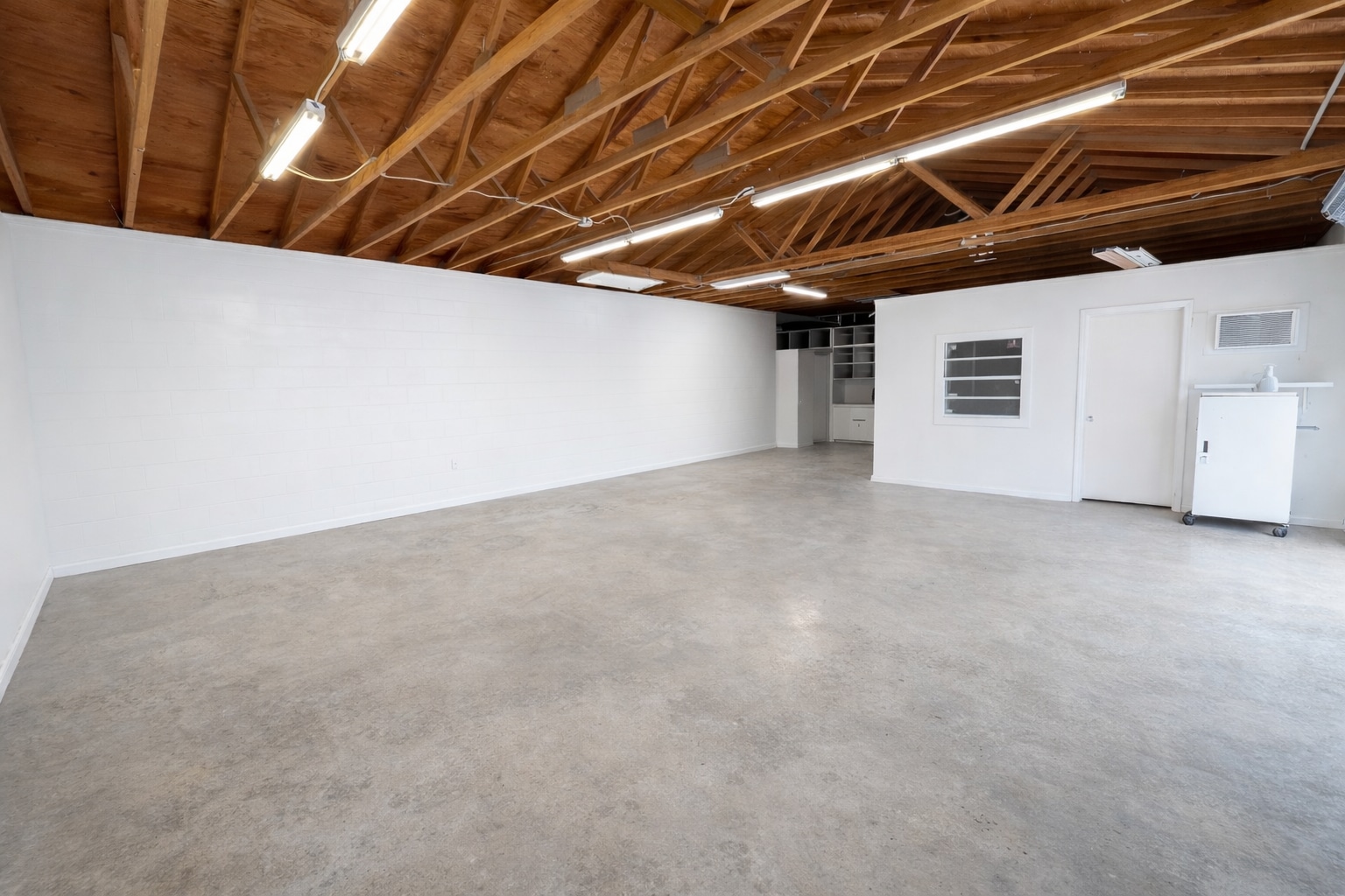 17604 N Us-41, Lutz, FL à louer Photo intérieure– Image 1 sur 1