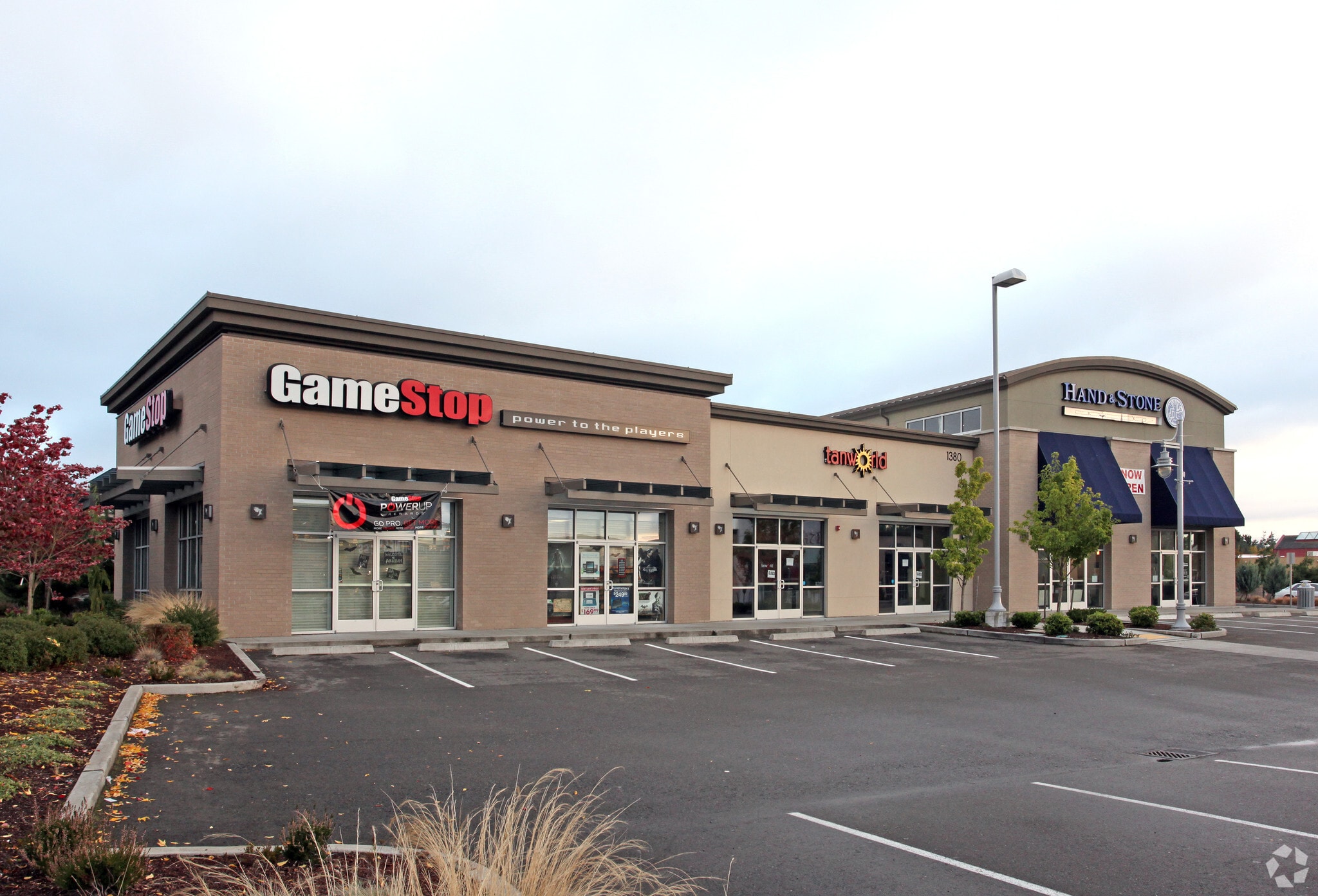 1380 Galaxy Dr NE, Lacey, WA à vendre Photo principale– Image 1 sur 6