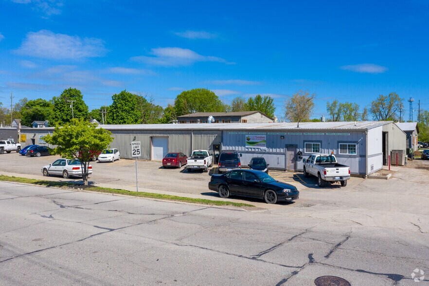 510 Farmer St, Plymouth, MI à louer - Photo de l’immeuble – Image 2 sur 5