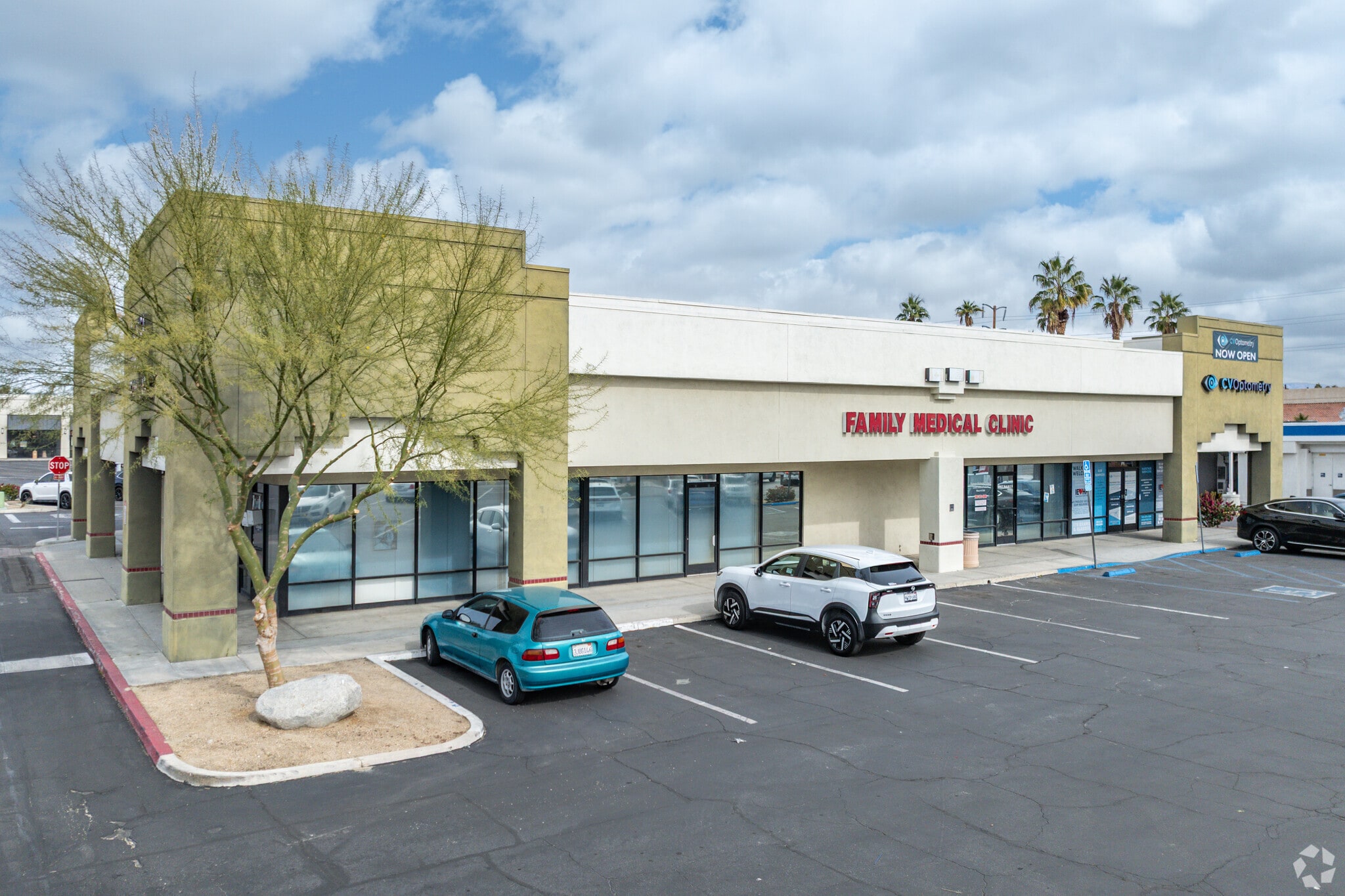 34491 Date Palm Dr, Cathedral City, CA à vendre Photo principale– Image 1 sur 6