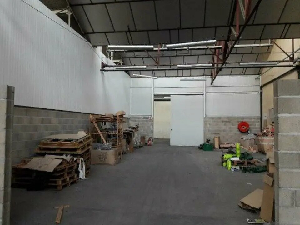 Industriel/Logistique dans Belleville à louer Photo intérieure– Image 1 sur 3