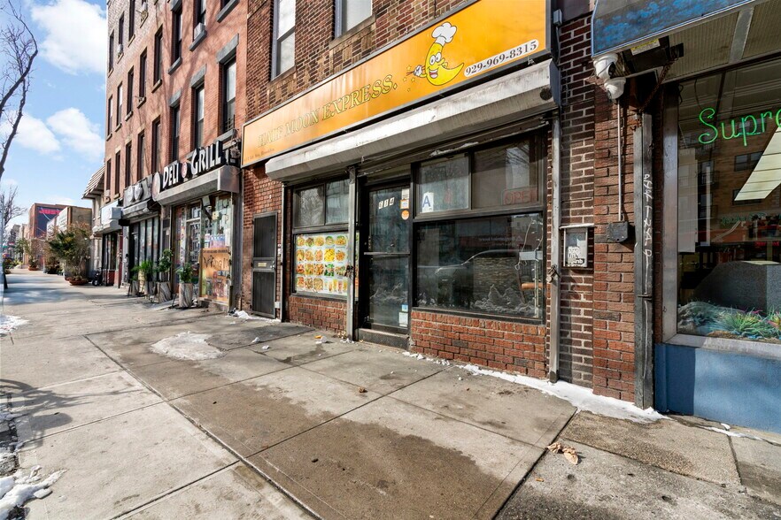 614 4th Ave, Brooklyn, NY à louer - Photo de l’immeuble – Image 2 sur 2