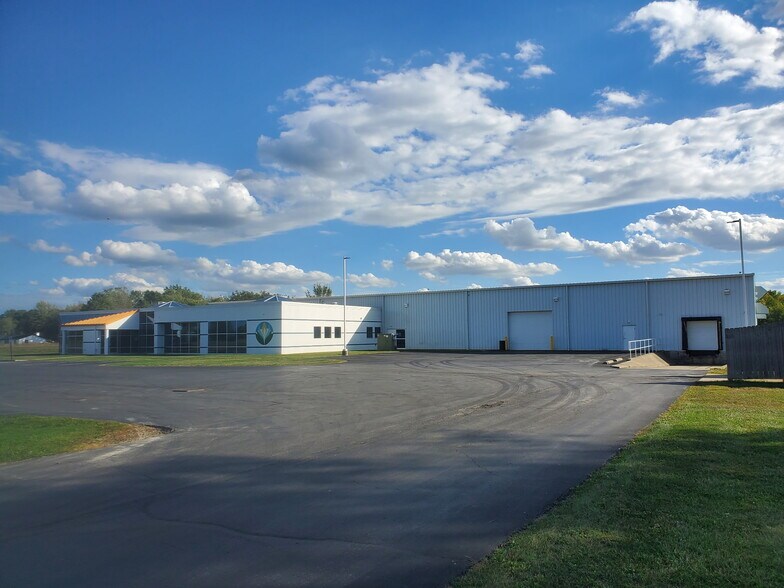 42109 SR 18, Wellington, OH à vendre - Photo de l’immeuble – Image 2 sur 13