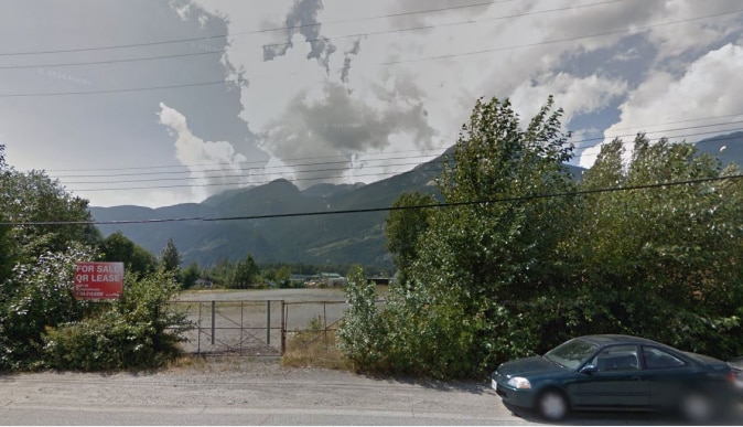 38925 Progress Way, Squamish, BC à vendre Photo principale– Image 1 sur 4