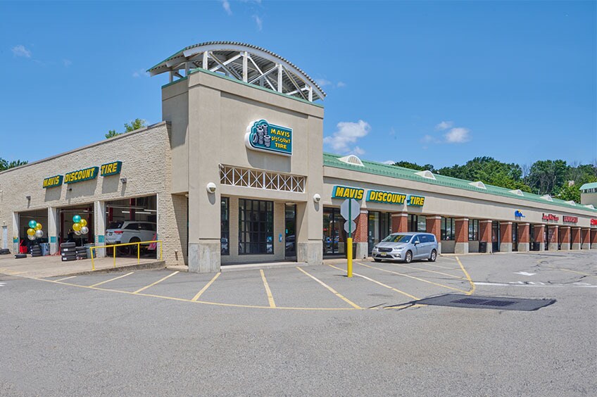 437 US Highway 46, Rockaway, NJ à louer - Photo de l’immeuble – Image 2 sur 8