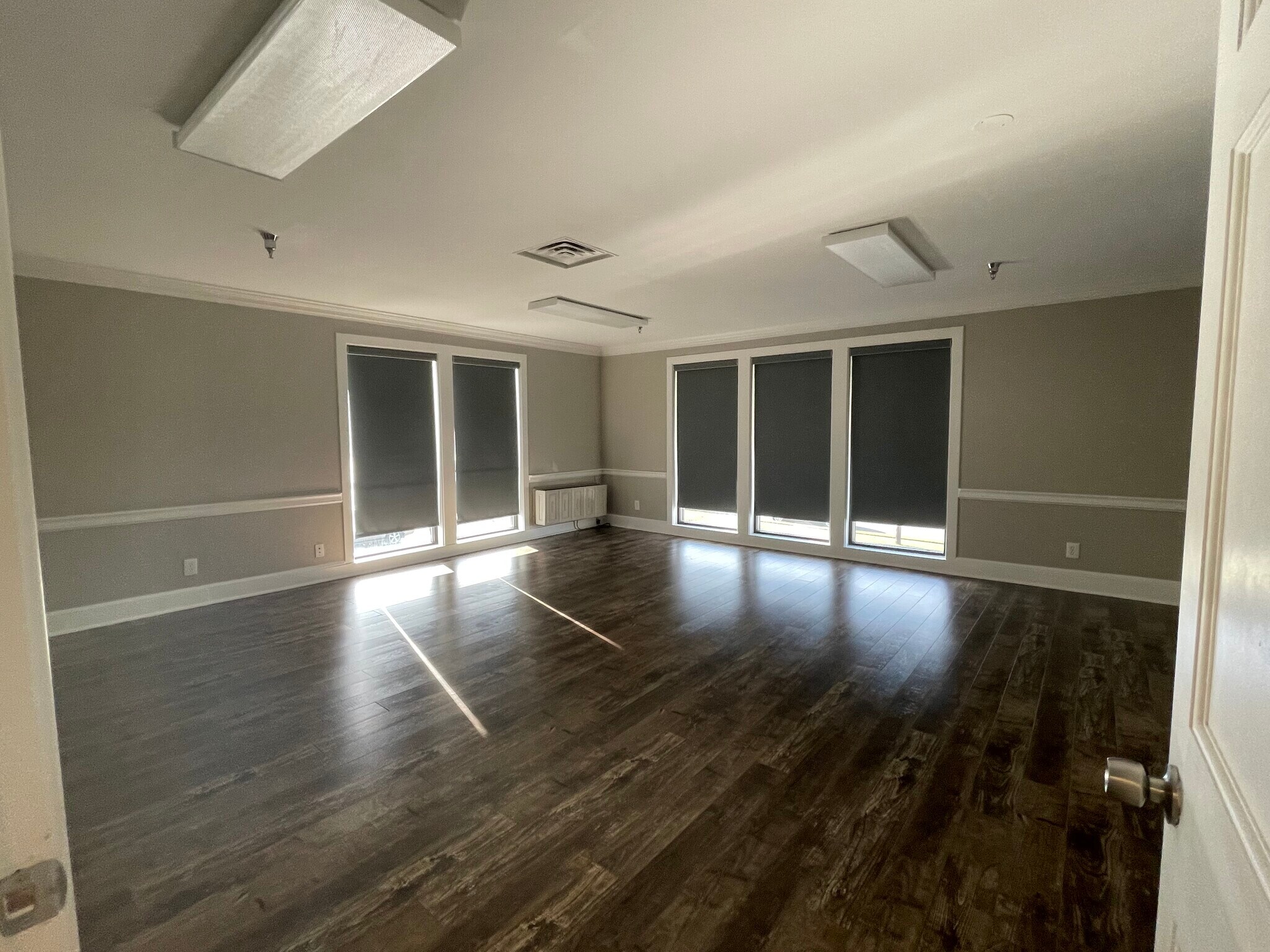 153-154 Patchen Dr, Lexington, KY à louer Photo intérieure– Image 1 sur 10