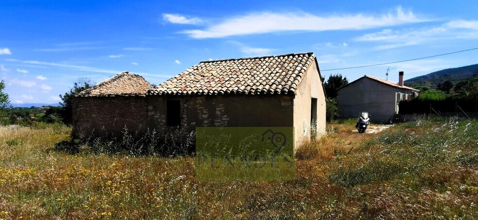 Terrain dans Alfafara, Alicante à vendre - Photo principale – Image 3 sur 14