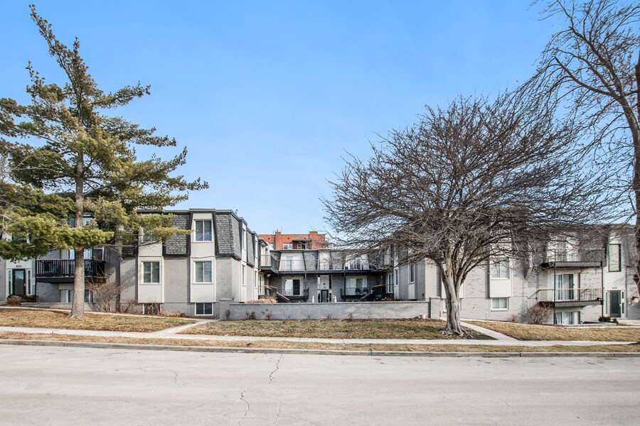 4231-4239 Walnut St, Kansas City, MO à vendre Photo principale– Image 1 sur 17
