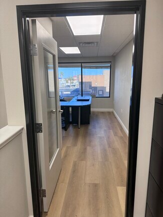 Plus de détails pour 6015 S Rainbow Blvd, Las Vegas, NV - Bureau à louer