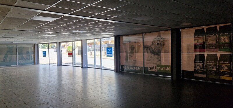 Bureau dans Essert à vendre - Photo intérieure – Image 2 sur 10
