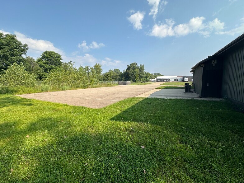 2233 N Burdick St, Kalamazoo, MI à vendre - Photo de l’immeuble – Image 2 sur 14