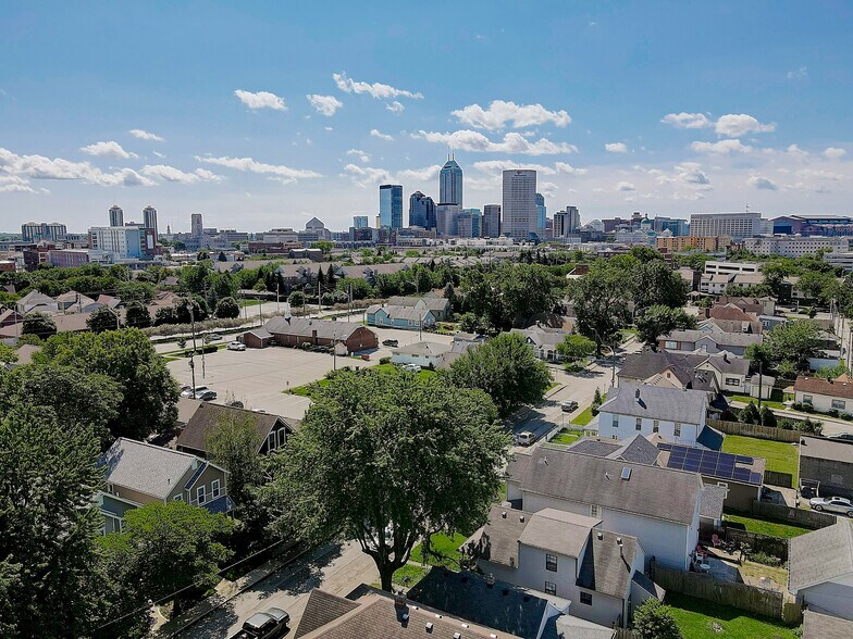 $$$$ 4-Property Portfolio Downtown Indy portefeuille de 3 biens à vendre sur LoopNet.fr - Photo de l’immeuble – Image 1 sur 42