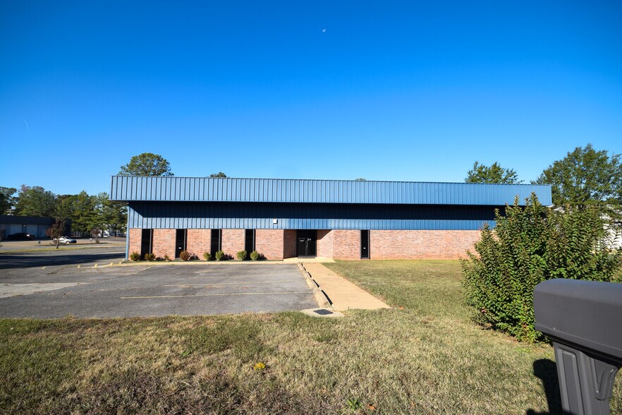 10624 Otter Creek East Blvd, Mabelvale, AR à louer - Photo de l’immeuble – Image 2 sur 7