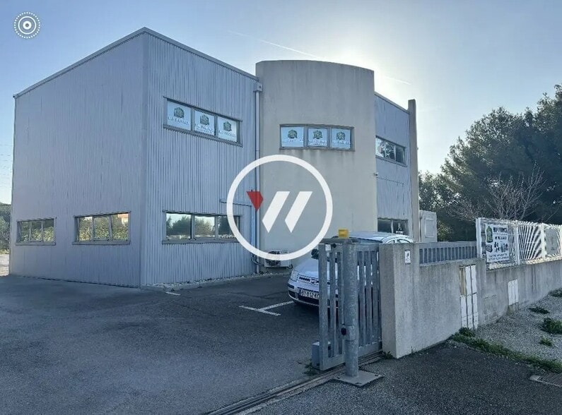 Bureau dans Martigues à vendre - Photo de l’immeuble – Image 2 sur 6