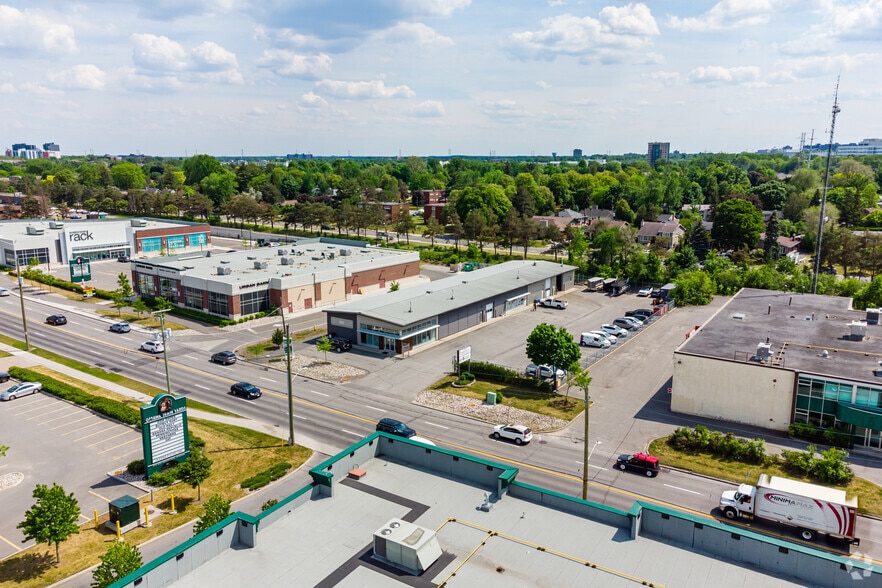 580 Industrial Ave, Ottawa, ON à louer - Aérien – Image 2 sur 3