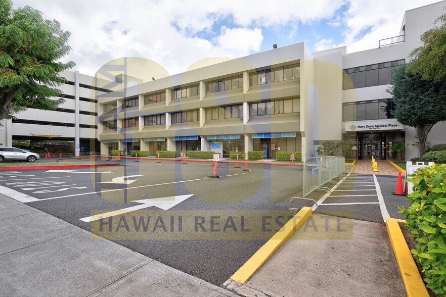 98-1247 Kaahumanu St, Aiea, HI à louer - Photo de l’immeuble – Image 3 sur 20