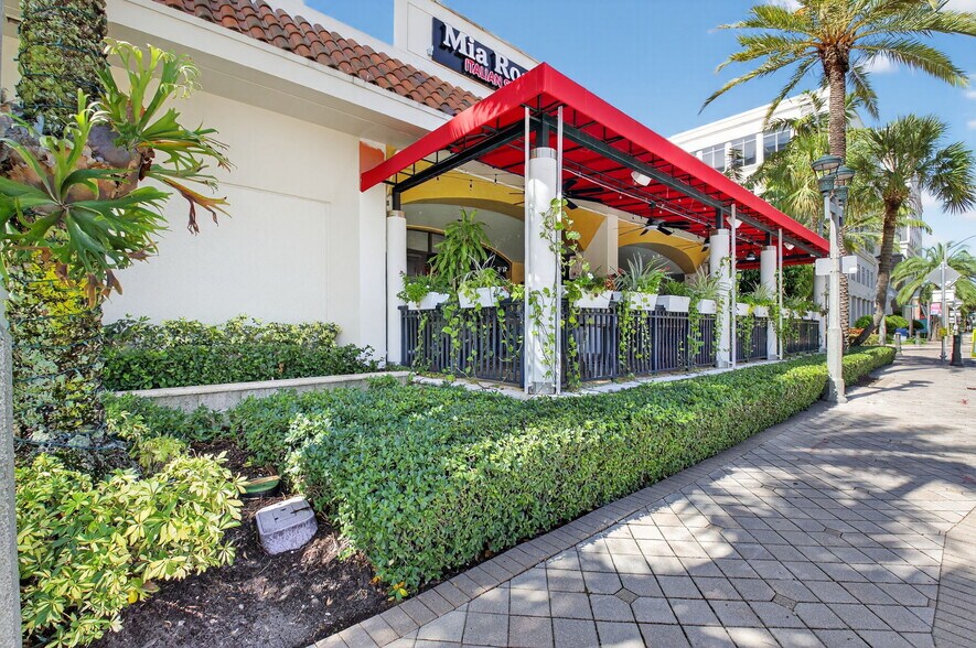 150 E Palmetto Park Rd, Boca Raton, FL à louer - Photo de l’immeuble – Image 3 sur 7