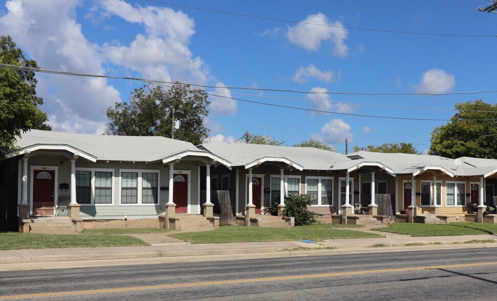 401 Main St, Brownwood, TX à vendre - Photo de l’immeuble – Image 2 sur 19