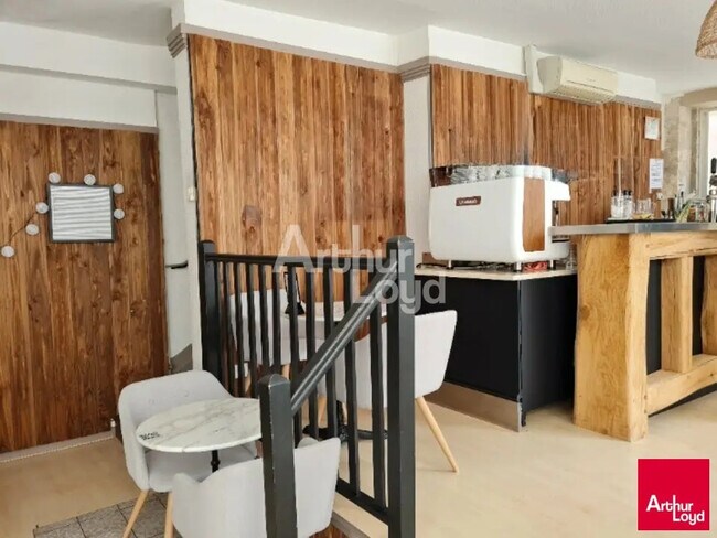 Plus de détails pour Local commercial à louer