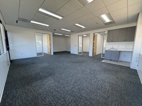 5500 Ming Ave, Bakersfield, CA à louer Photo intérieure– Image 1 sur 6