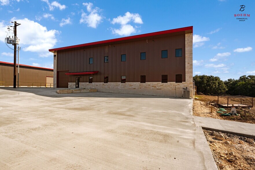 52 Worth Dr, Boerne, TX à louer - Photo de l’immeuble – Image 2 sur 31