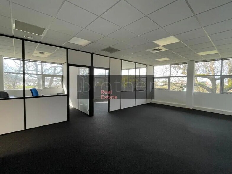 Bureau dans Mérignac à louer - Photo de l’immeuble – Image 1 sur 7