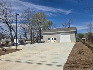 Plus de détails pour 112 E Gilbreath St, Graham, NC - Industriel/Logistique à louer